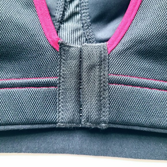Nike Dri-Fit Swift Black / Pink High Impact Support Sports Bra Size Small - Picture 5 of 14